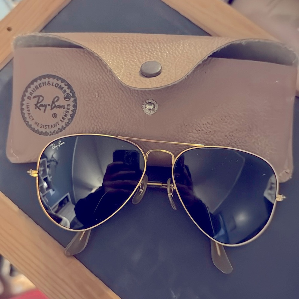 1980s to 1990s Ray-Ban’s gold trim